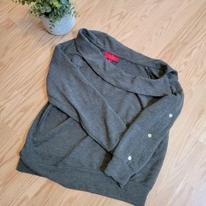 Cold shoulder JLo Sweatshirt